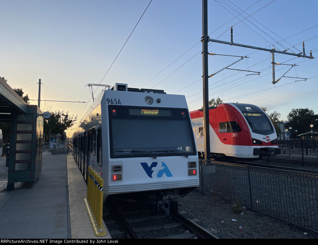 VTA Light Rail and Caltrain in one image at Mountain View Station 